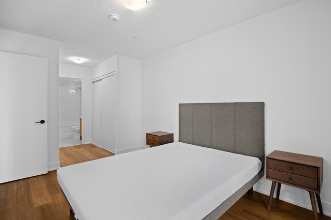 Photo - One Plus Den Furnished unit Unit 1