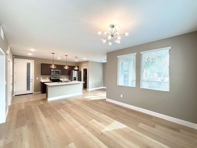 Photo - Charleston & 215 Aka Affinity