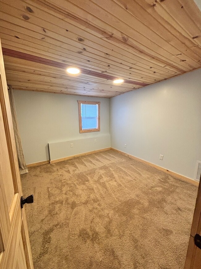 Photo - 815 Salmon Ave