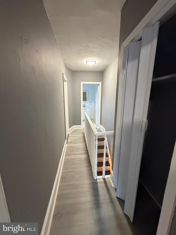 Photo - 1668 Dounton St