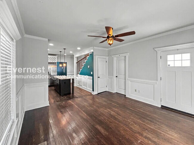 Photo - 1845 Vesta Ave