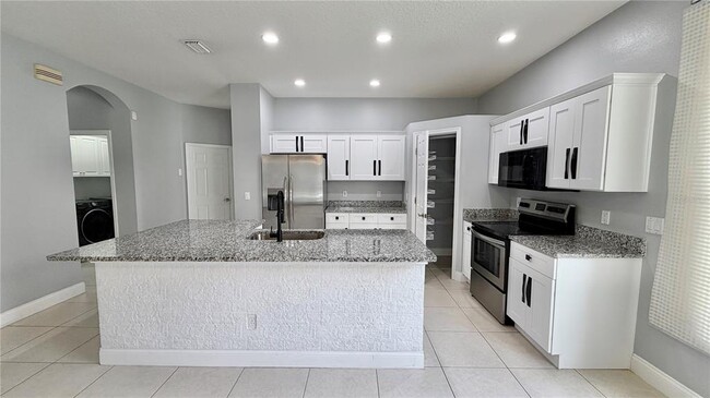 Photo - 4860 Chalfont Dr