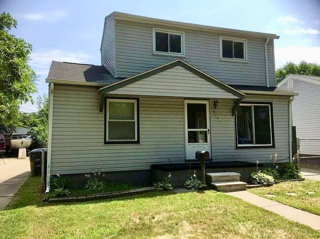 Building Photo - 6171 Wilkie St