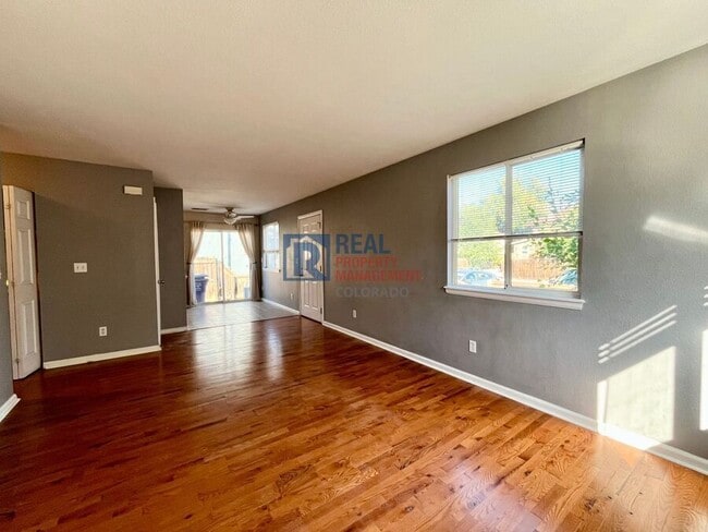 Photo - 1461 Holly St