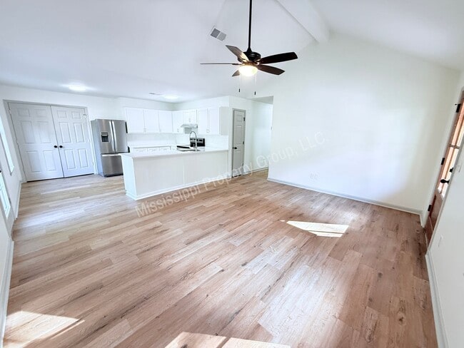 Photo - 3BR/3BA For Rent Short Term Unit 11 CR 1069