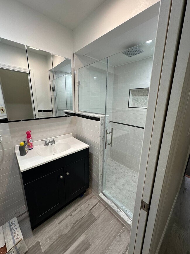 Photo - 66-13 60th Ln