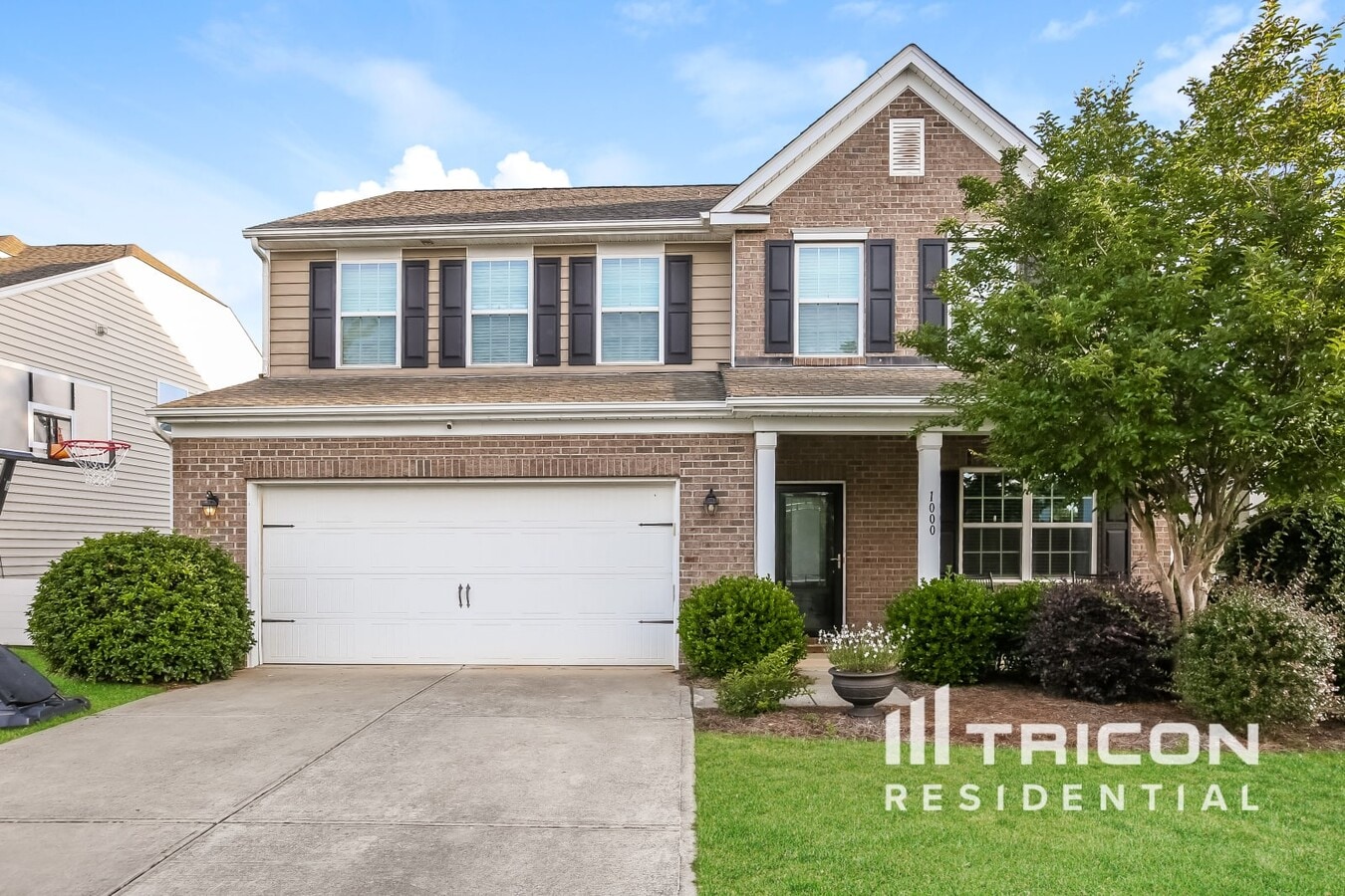 Photo - 1000 Wainscott Dr House