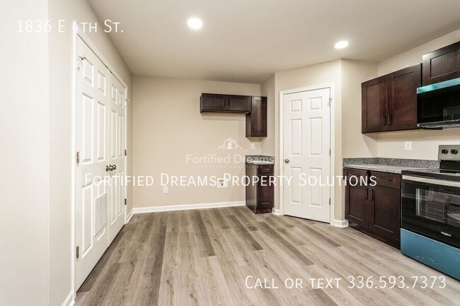 Photo - 1836 4th St E