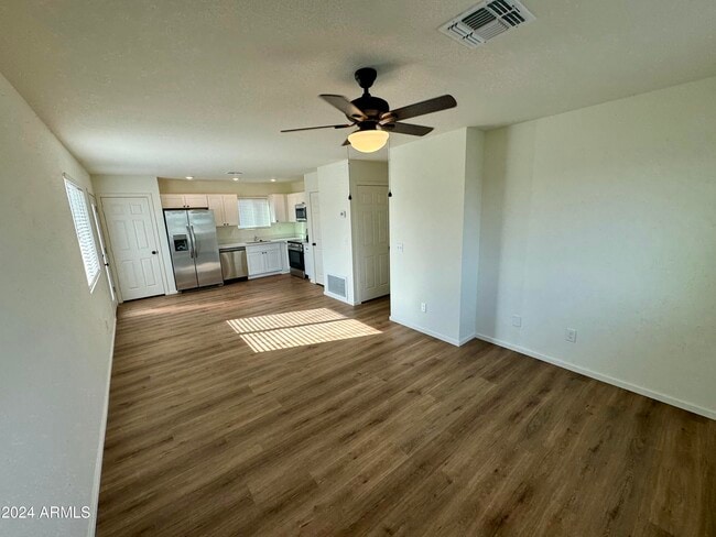 Photo - 1106 E Yuma St Unit B