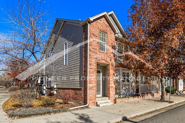 Photo - Spacious Townhouse with Fenced Patio and Washer/Dryer