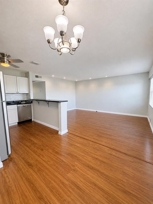 Photo - 13450 SW 3rd St Unidad 404D