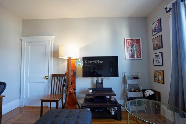 Photo - 56 Gardner St Unit 9