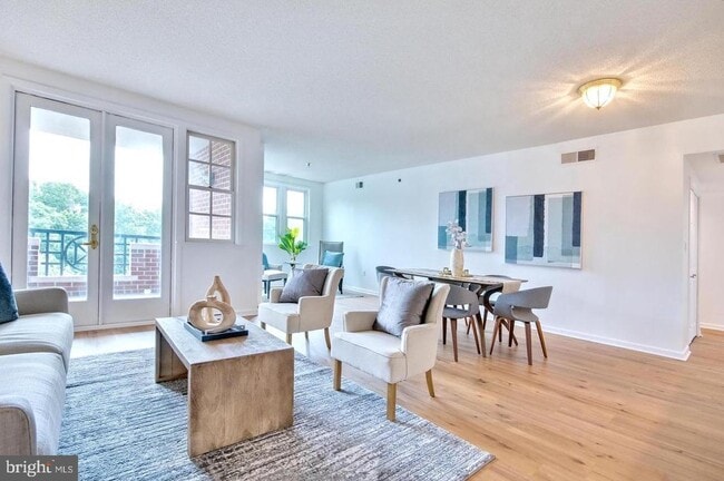 Building Photo - 930 Astern Way Unit 511