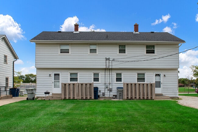 Photo - 3757 S 80th St