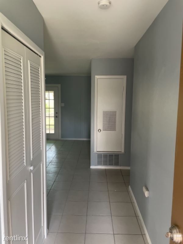 Photo - 3 br, 2 bath House - 2934 Big Horn Dr