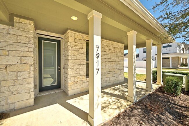 Photo - 7917 Mellencamp Dr