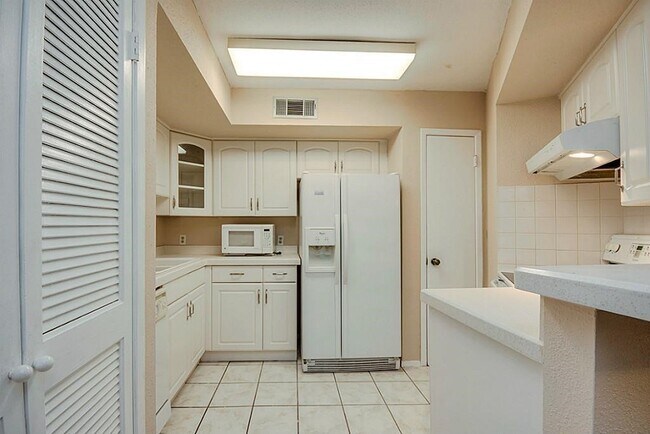 Photo - 10811 Richmond Ave Unit 19