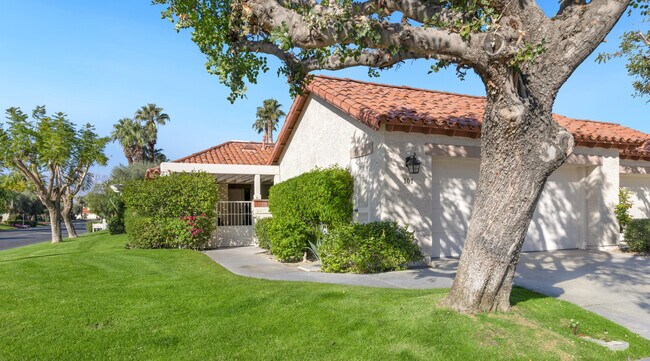 101 Avellino Cir