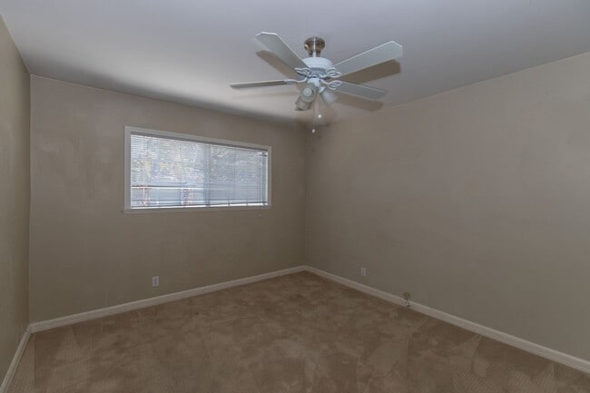 Photo - East Side Costa Mesa - 2Bed + Bonus Room