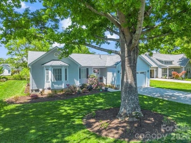 Photo - 179 Kingfisher Ln