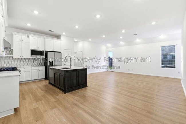 Photo - 3057 Pensacola Dr