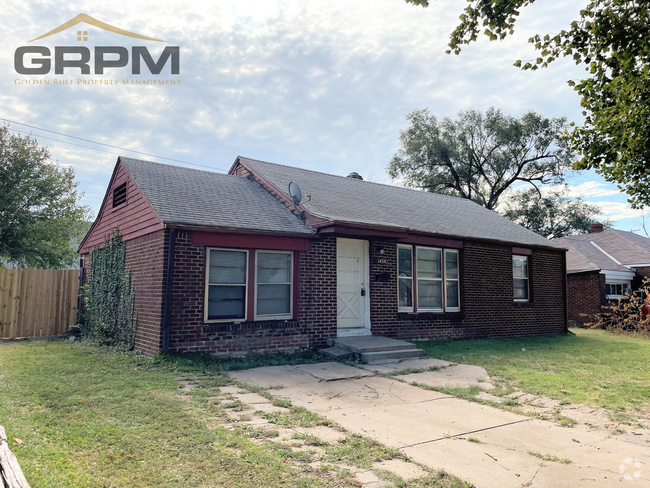 Building Photo - 3 Bedroom Located In Wichita Rental