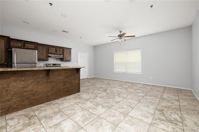 Photo - 5TH E St Unit A1