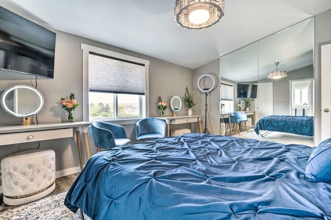 Photo - Upper Crescent Bar Rental