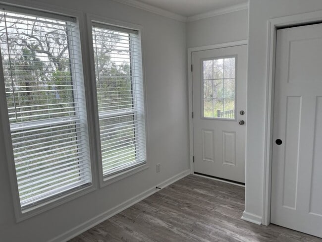3539 Vine Trl