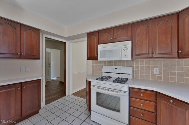 Photo - 4185 Adeer Dr