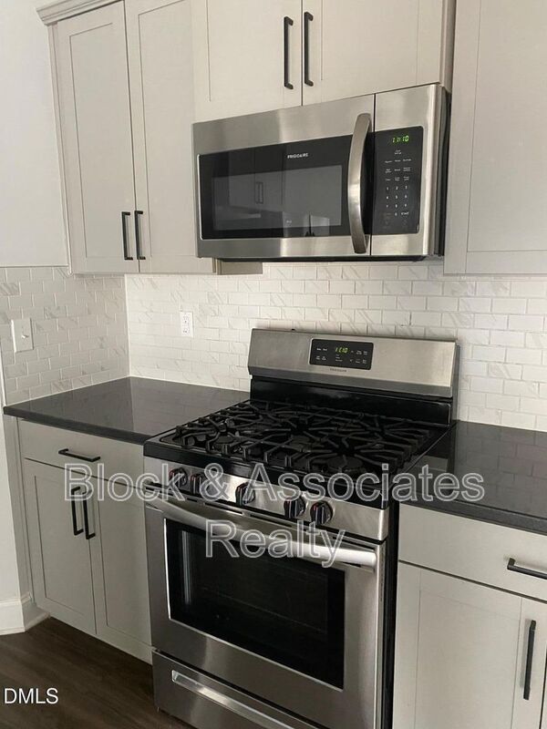 Photo - 1308 Compass Dr