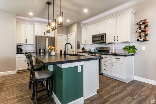 Photo - Awesome upgraded House w 2 car attached