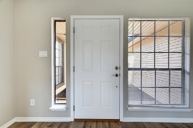 Photo - 3111 Timber View Dr