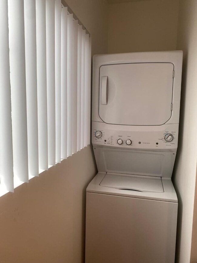 Photo - 1445 Revere Ave