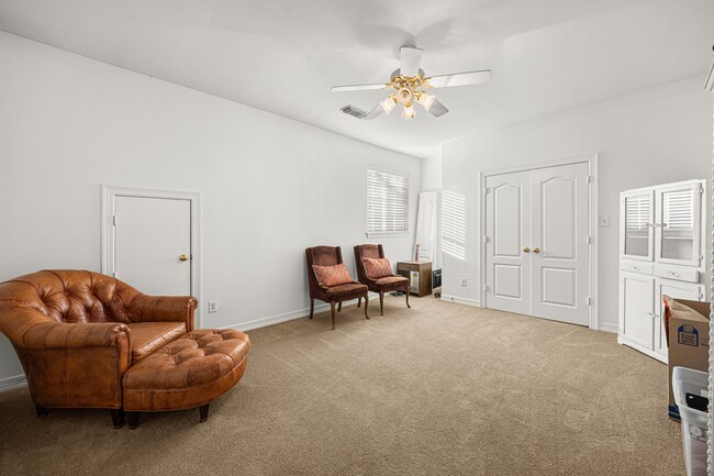 Building Photo - 4757 W Alabama St