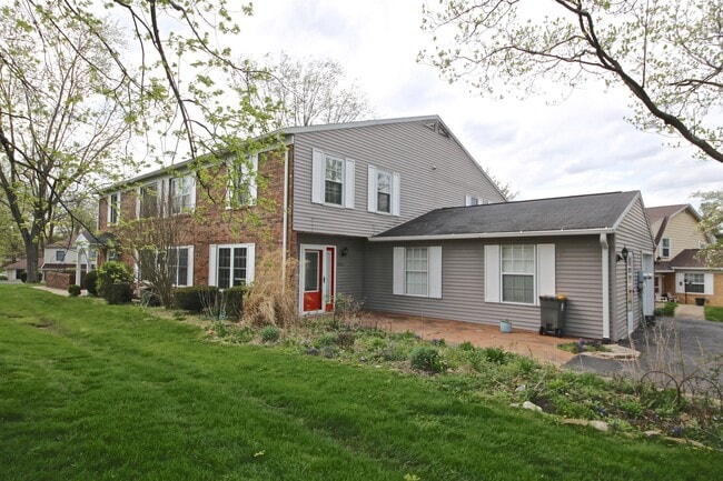 Photo - 3136 S Carnaby St Townhome