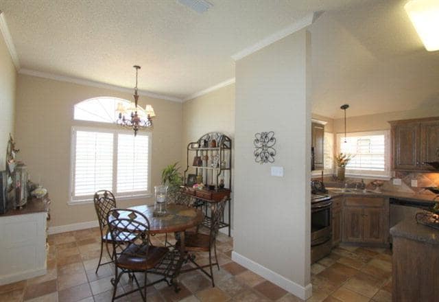 Photo - 3101 103rd St