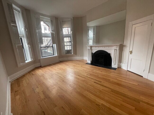 Photo - 271 Dartmouth St Unit 1L