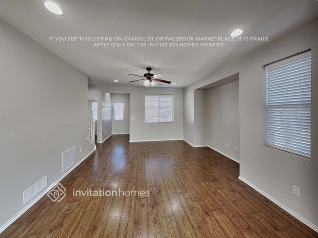 Photo - 341 Kalkaska Ct