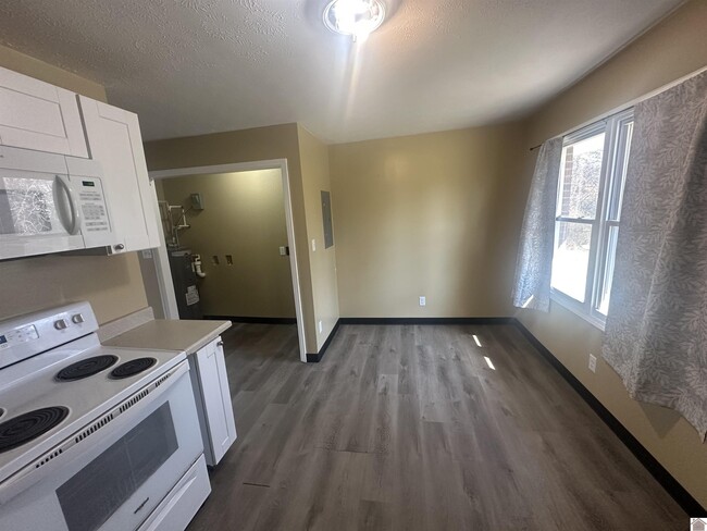 Photo - 122 Barcelona Ct