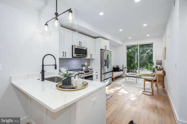 2601 30th St NE Unit 8