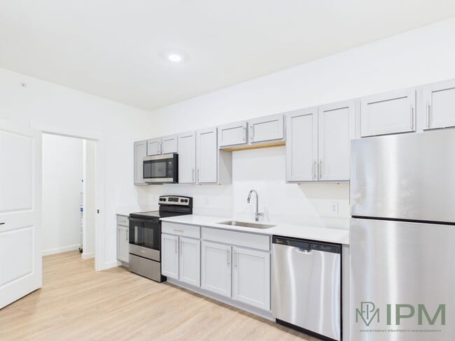 Photo - Fairway Flats Apartments