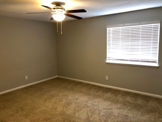 Brookridge Country Club Apartments