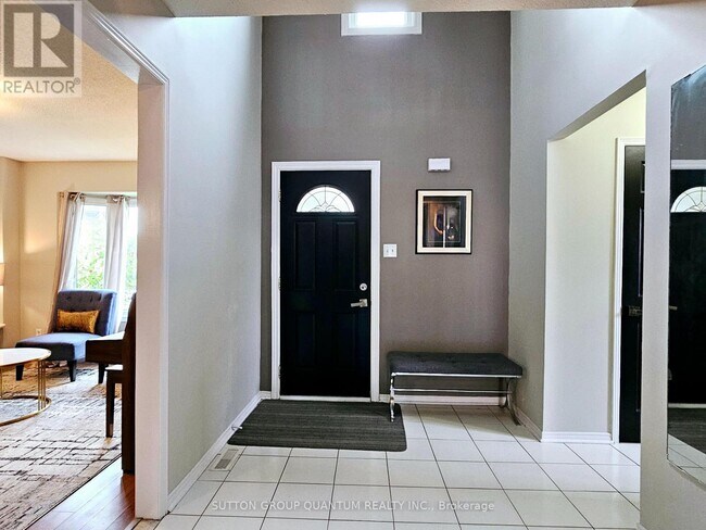 Photo - 185 Blackfoot Trail