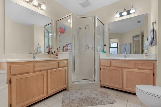 Photo - 407 Parkwood Pl