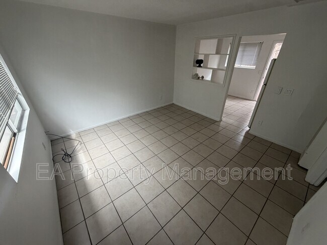 Photo - 10108 Comanche Rd NE Unidad A