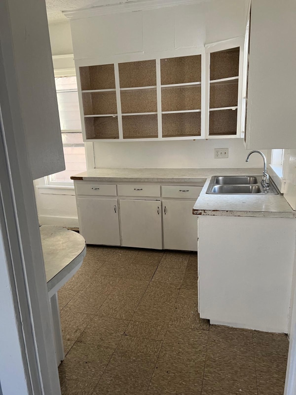 Photo - 1330 S Oak Ave