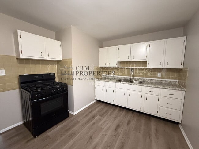 Photo - 3156 Dequincy St