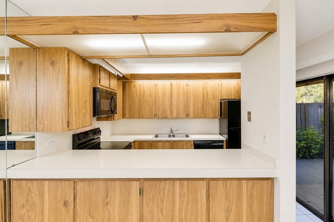Photo - 1304 13th Ln