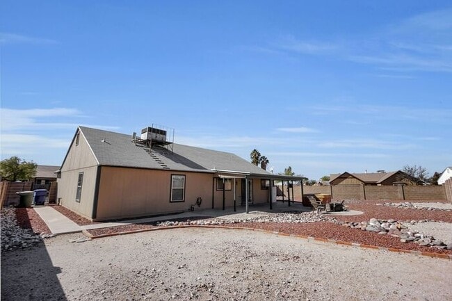 Photo - Tucson Desert Oasis: Your Dream 3-Bed Home...